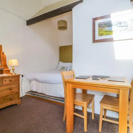 Mews Studio 6 Holiday home *